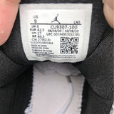 Nike Men's & Women's Premium Low-Top Trainers — Style 181 back view