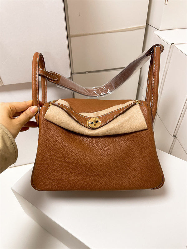  top-handle bag interior and compartment view