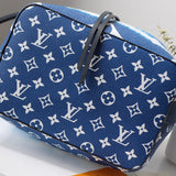 Side profile of structured modern women's handbag – women's everyday handbag