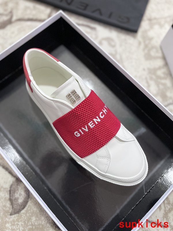 Givenchy Burgundy Pointed-Toe Flats - Heel Detail View