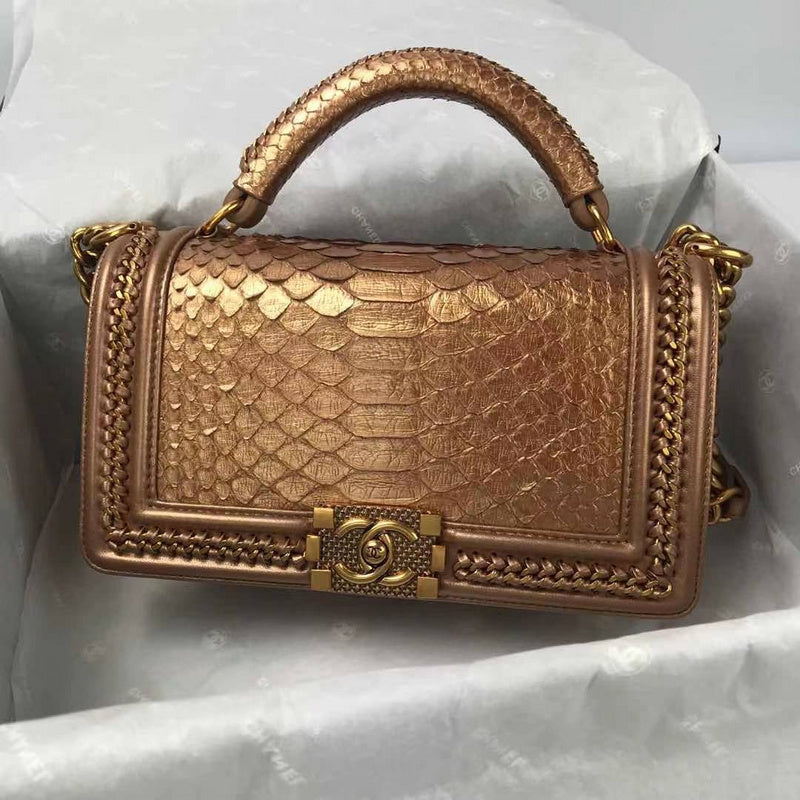  women's handbag, mid design, view 3