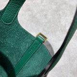 Interior view of streamlined premium bag