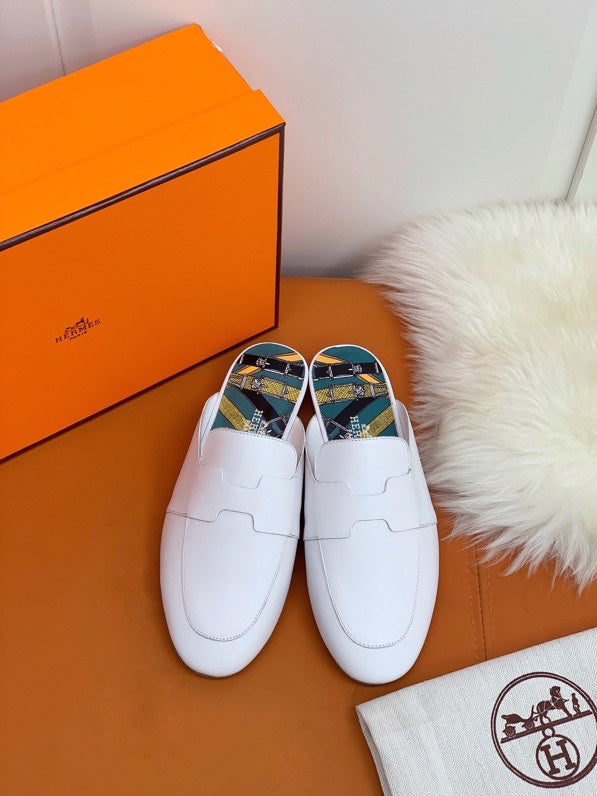 Hermes shoes Style 394 - side profile detail