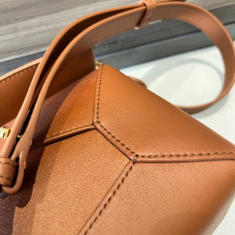 Ziva's Charm handbag – angled view (24cm*10.5cm*16cm)
