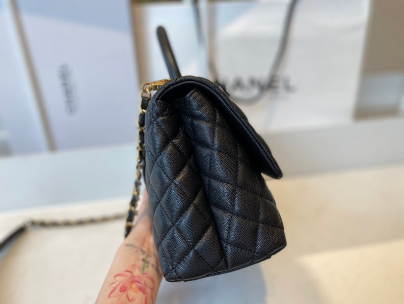 women's handbag, spacious design, view 8