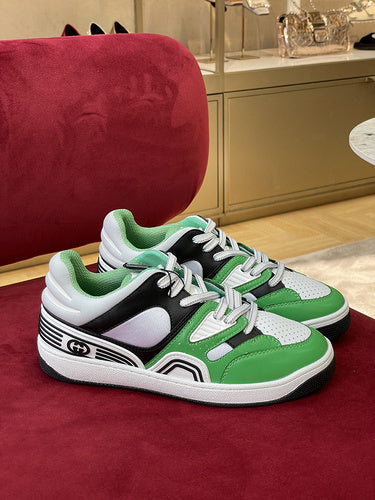 Gucci fresh white-and-black luxury sneakers view 11 streetwear statement look