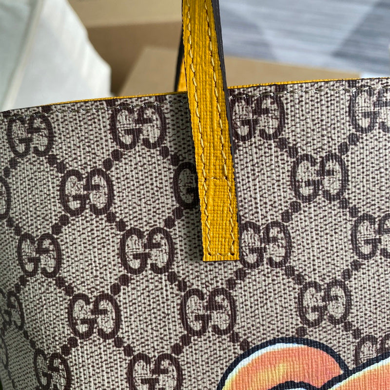 Styled lifestyle shot of chic classic women's handbag – women's luxury accessory