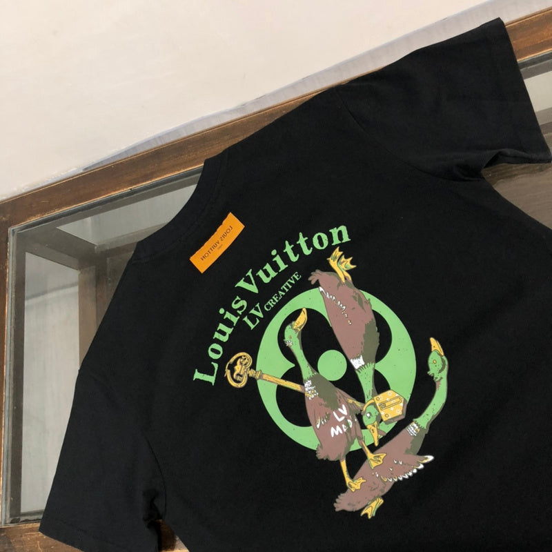 Back view of Louis Vuitton cotton t-shirt with streetwear-inspired cut