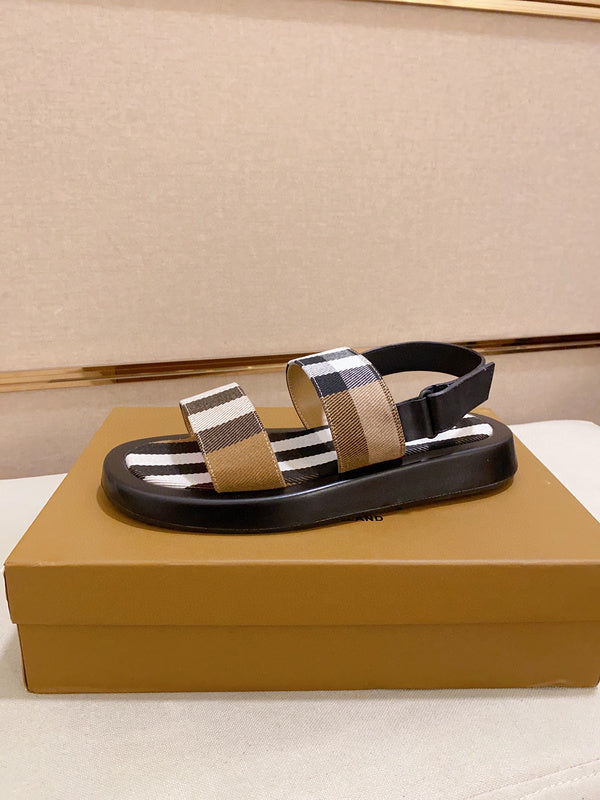 Burberry White Bow-Detail Flats - Front View
