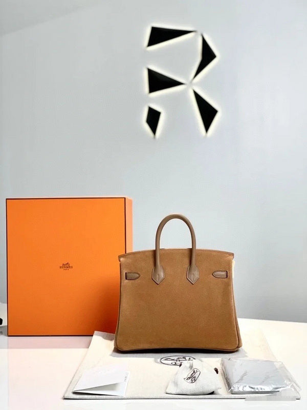 Side view of crisp structured handbag