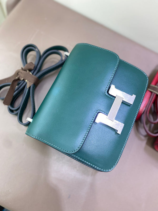 Interior view of timeless premium bag