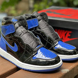 Nike Men's & Women's Premium Designer Sneakers — Style 262 close-up view