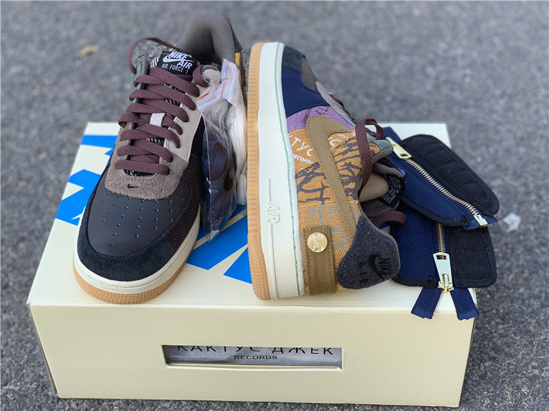 Nike Men's & Women's Luxury Fashion Trainers — Style 006 detail view