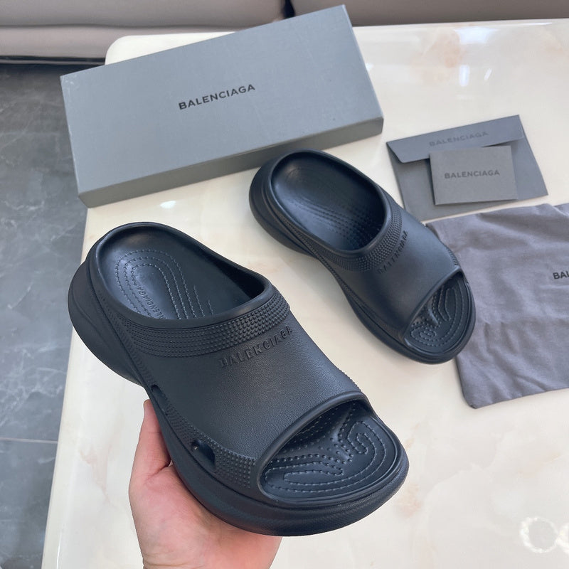 Zivas Charm Streamlined Design Designer Sandals (All-Day Wearable Design) – Interior View