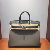  minimalist carryall bag detail view showing craftsmanship