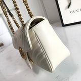 Handle and strap detail of signature modern women's handbag – women's everyday handbag