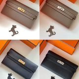  shopper bag interior and compartment view