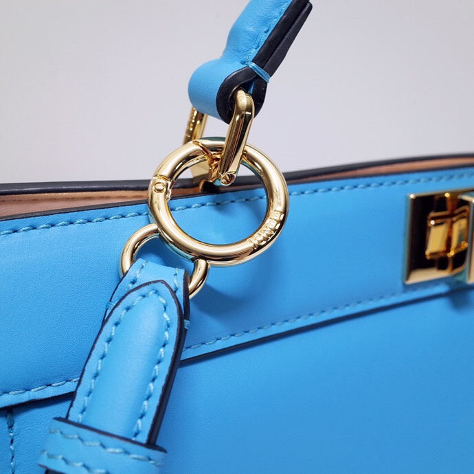 Ziva's Charm handbag – interior view (29cm*12cm*18.5cm)