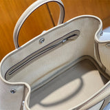  sleek everyday bag detail view showing craftsmanship 14