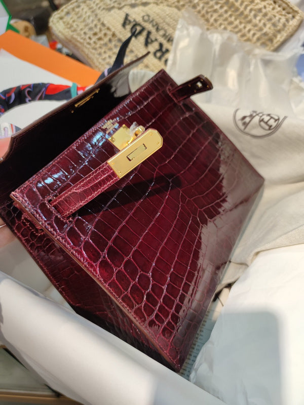 Graceful bag women's premium everyday handbag