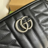 Handle and strap detail of signature premium women's handbag – women's everyday handbag