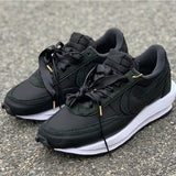 Nike Men's & Women's Premium Low-Top Trainers — Style 025 interior view