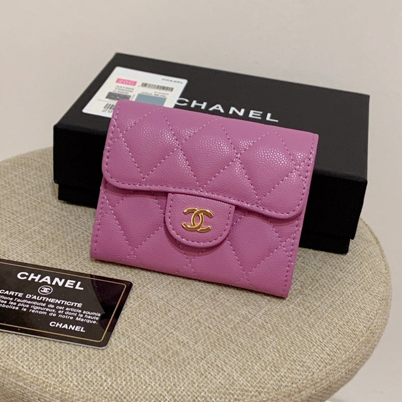 Zivas Charm Understated Luxury Everyday Handbag (Refined Modern Silhouette) – Lifestyle Shot