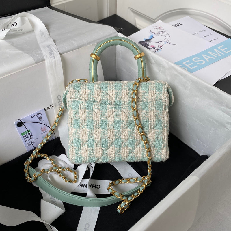  compact purse view 3