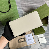 Side profile of everyday-luxe elevated women's handbag – women's designer-style accessory