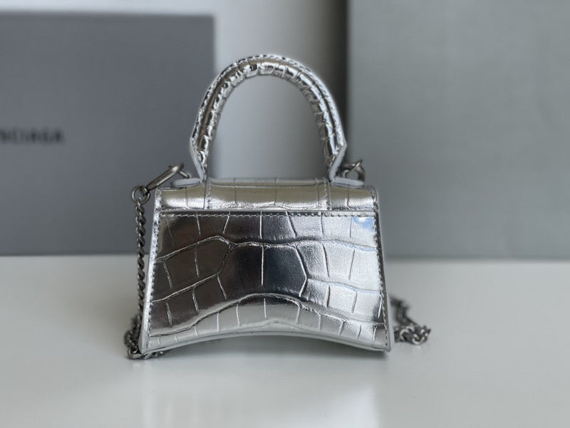 Zivas Charm Effortless Elegance Statement Handbag (Considered Detail & Form) – Lifestyle Shot