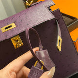  Smart shopper bag carried on shoulder
