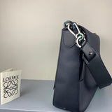 Ziva's Charm handbag – close-up view (27cm*25cm*9cm)