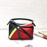 Ziva's Charm handbag – close-up view (18cm*11cm*7.5cm)