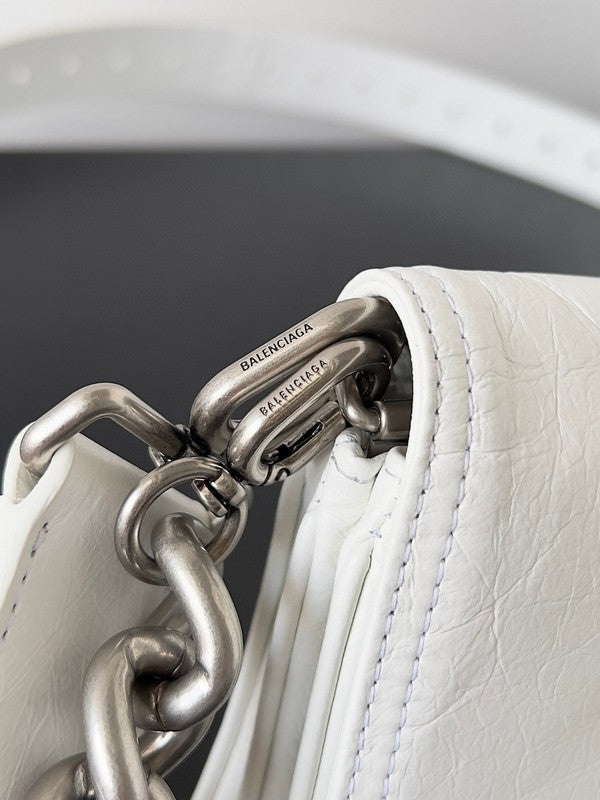 Zivas Charm Effortless Sophistication Statement Handbag (Structured Everyday Essential) – Detail View