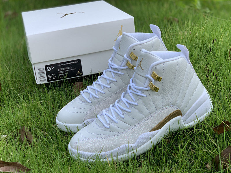 Nike Men's & Women's Luxury Lifestyle Trainers — Style 075 close-up view