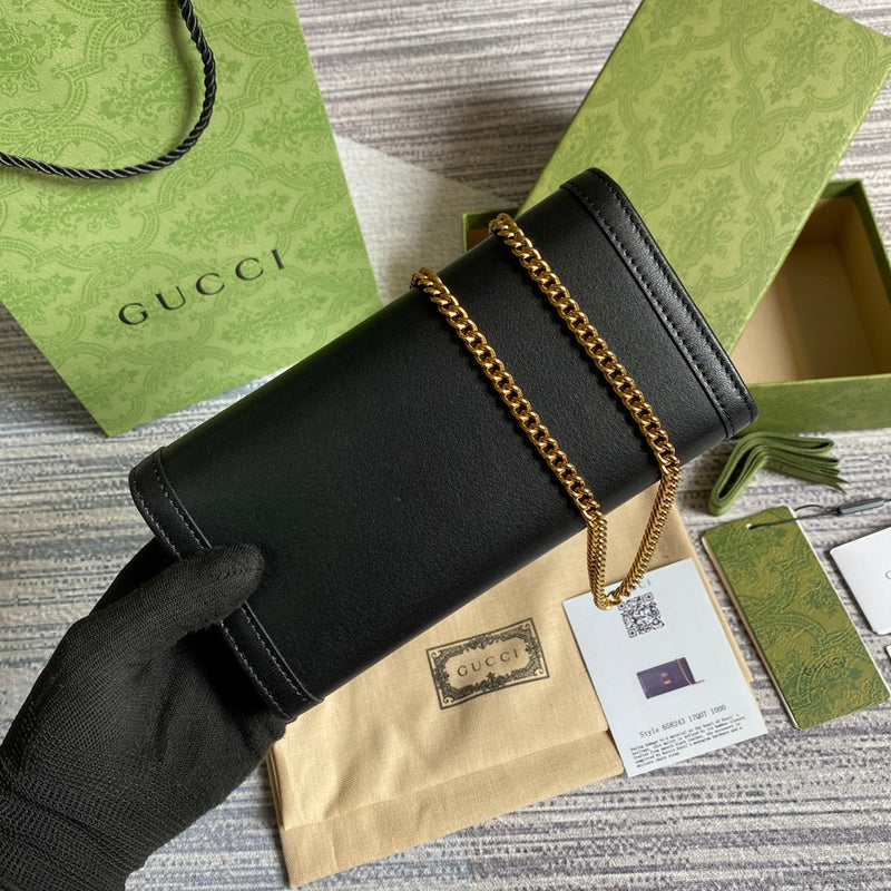 Front view of chic polished women's handbag – women's everyday handbag