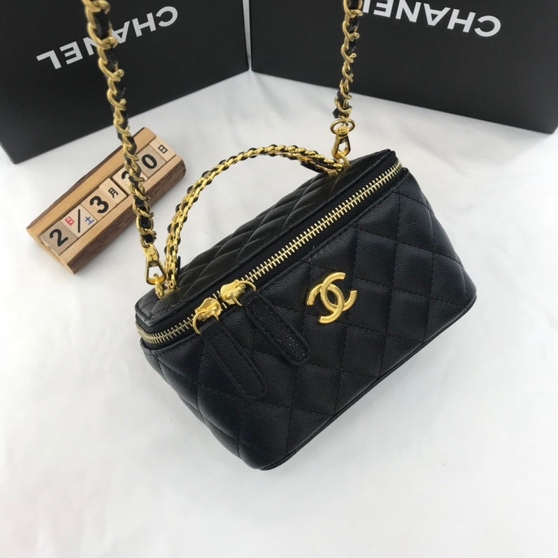  women's handbag, versatile design, view 2