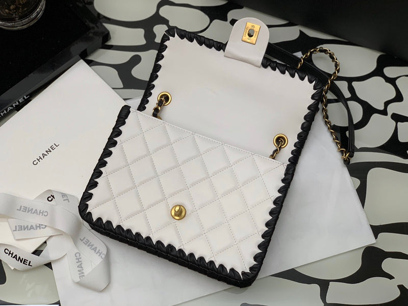  women's handbag, mid design, view 5