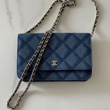 Zivas Charm Everyday Sophistication Designer Handbag (Signature Shape & Finish) – Detail View