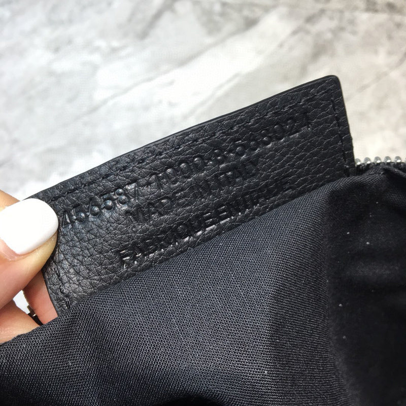 Zivas Charm Chic Craftsmanship Statement Handbag (Timeless Wardrobe Addition) – Lifestyle Shot