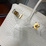 Understated bag women's premium everyday handbag