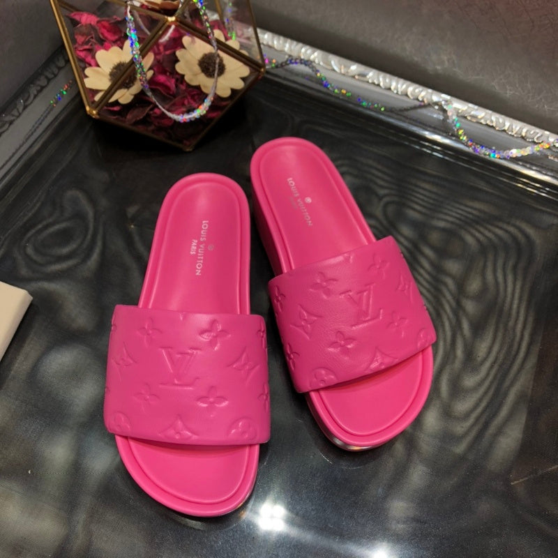 Louis Vuitton shoes Style 245 - logo and branding close-up