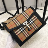 Ziva's Charm handbag – front view (one versatile size)