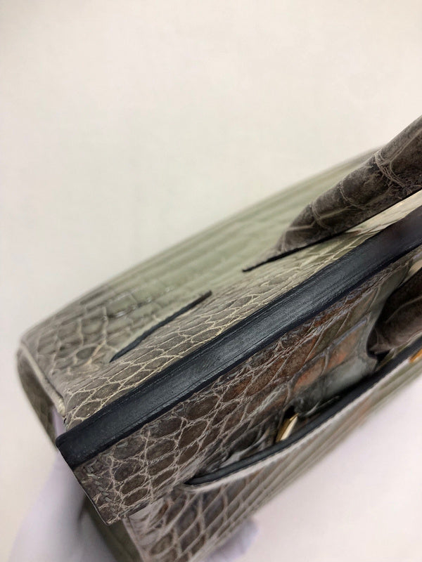 Interior view of classic premium bag