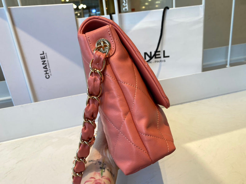  women's handbag, spacious design, view 9