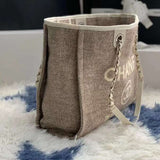 Zivas Charm Chic Craftsmanship Luxury Handbag (Versatile Style Statement) – Close-Up Detail