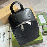Handle and strap detail of premium elevated women's handbag – women's designer-style accessory