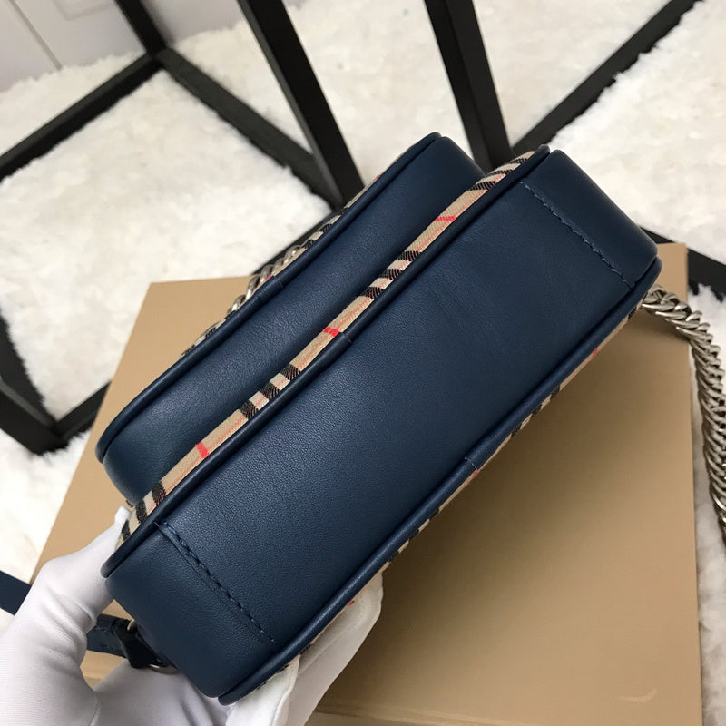 Ziva's Charm handbag – interior view (one versatile size)