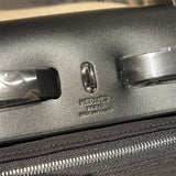 Refined everyday bag carried on shoulder 22