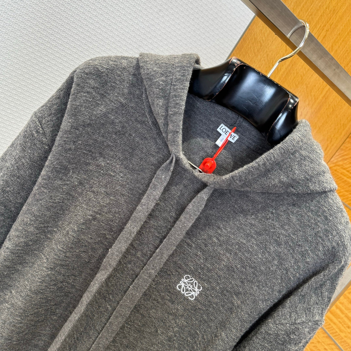Hoodies? Loew Hoodie Comfortable Luxury Streetwear Hoodie